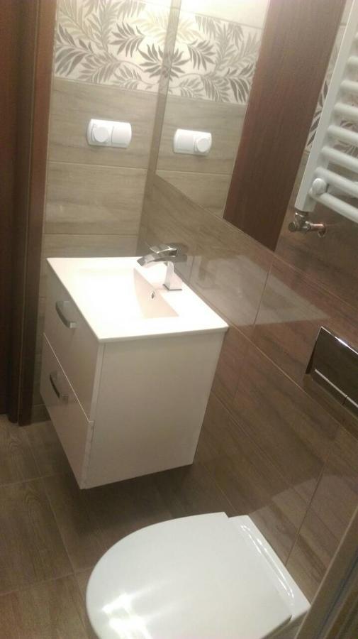 Pokoje Goscinne U Krysi Mizerna Ngoại thất bức ảnh